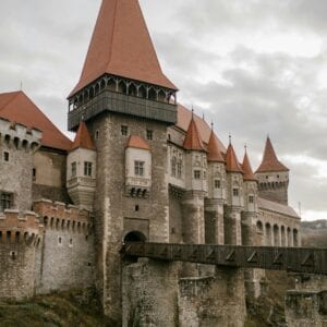Explore the grandeur of Corvin Castle, a stunning medieval fortress in Romania.